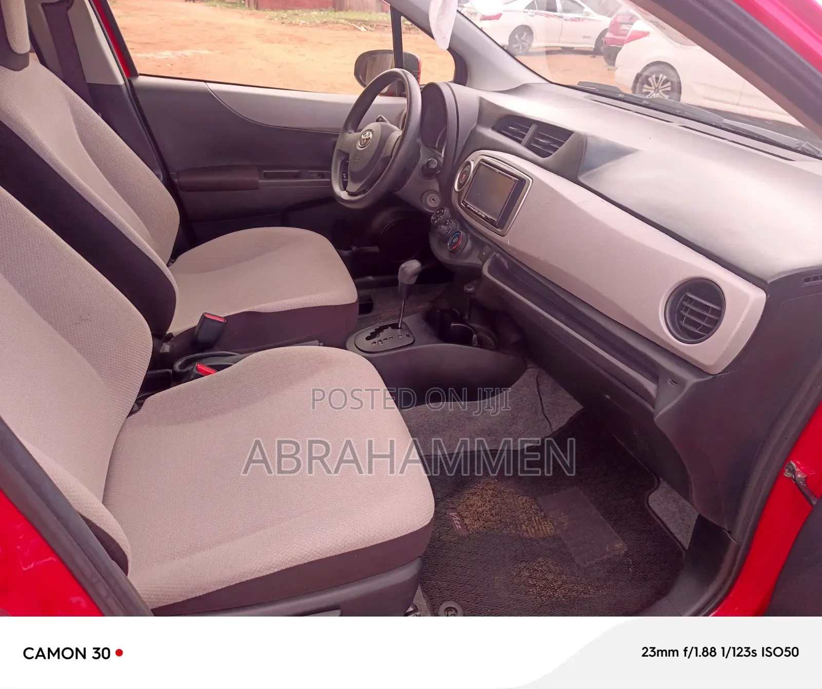 Toyota Vitz 2013 Red