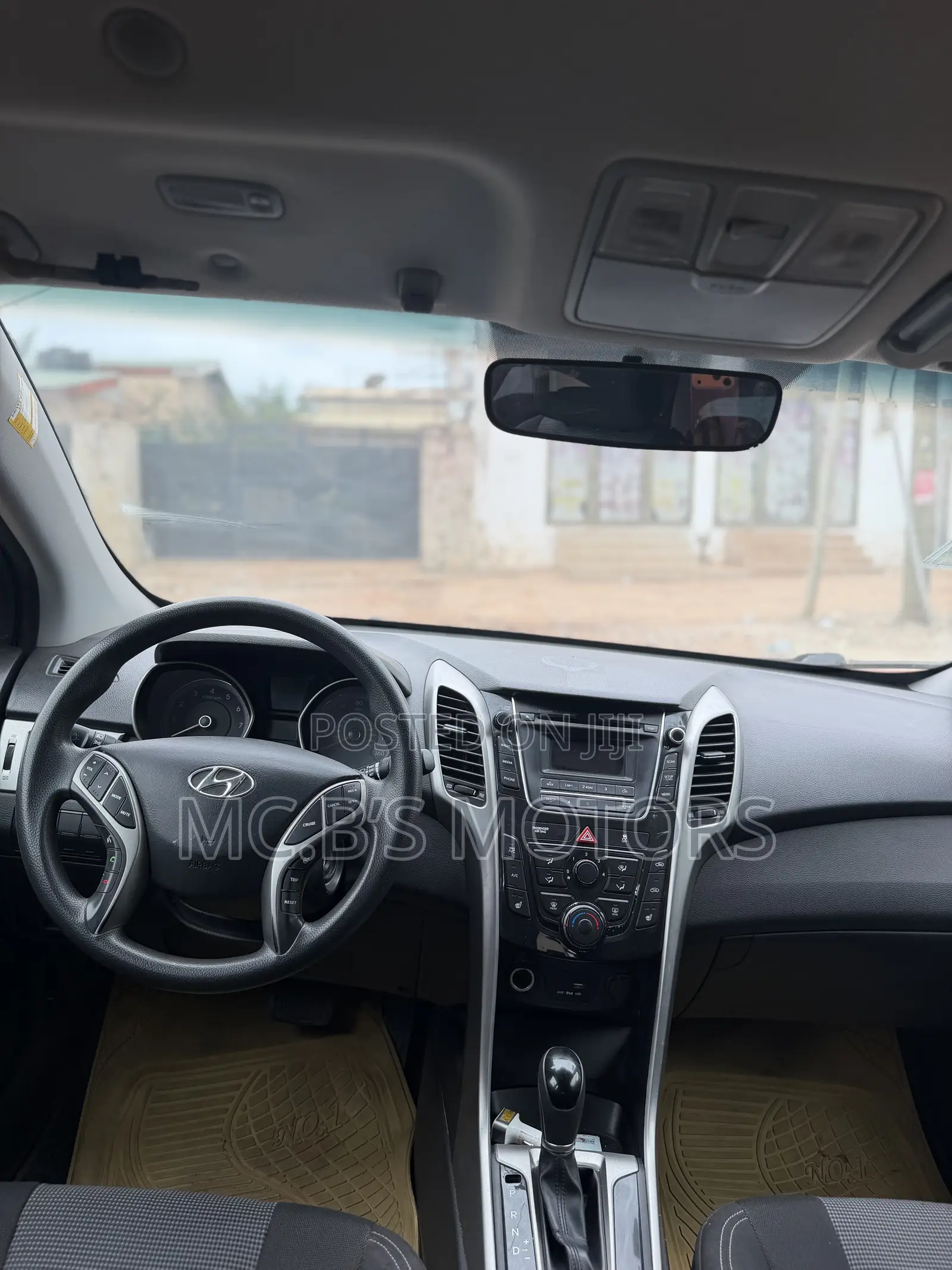 Hyundai Elantra 2017 Red