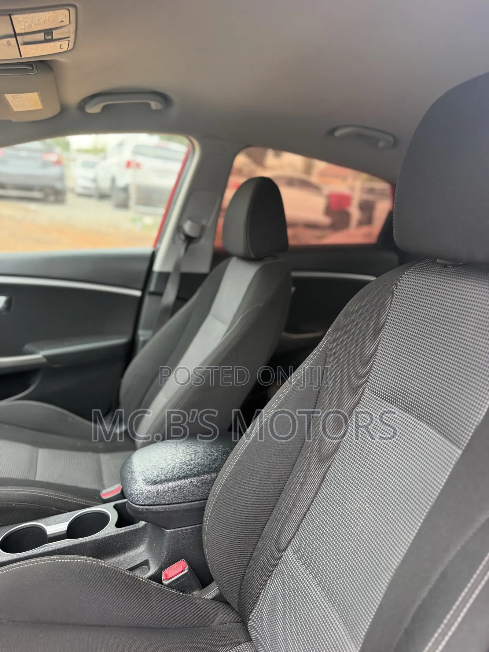 Hyundai Elantra 2017 Red