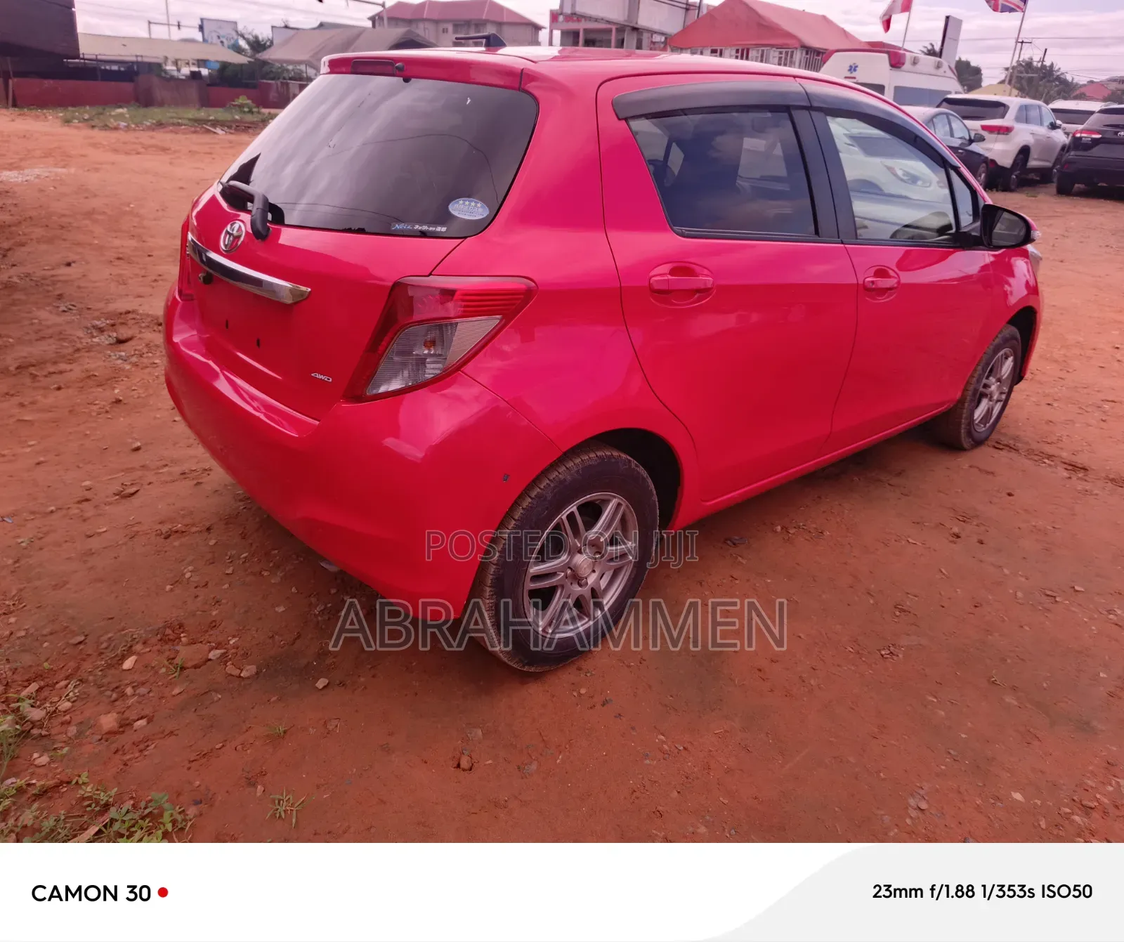 Toyota Vitz 2013 Red