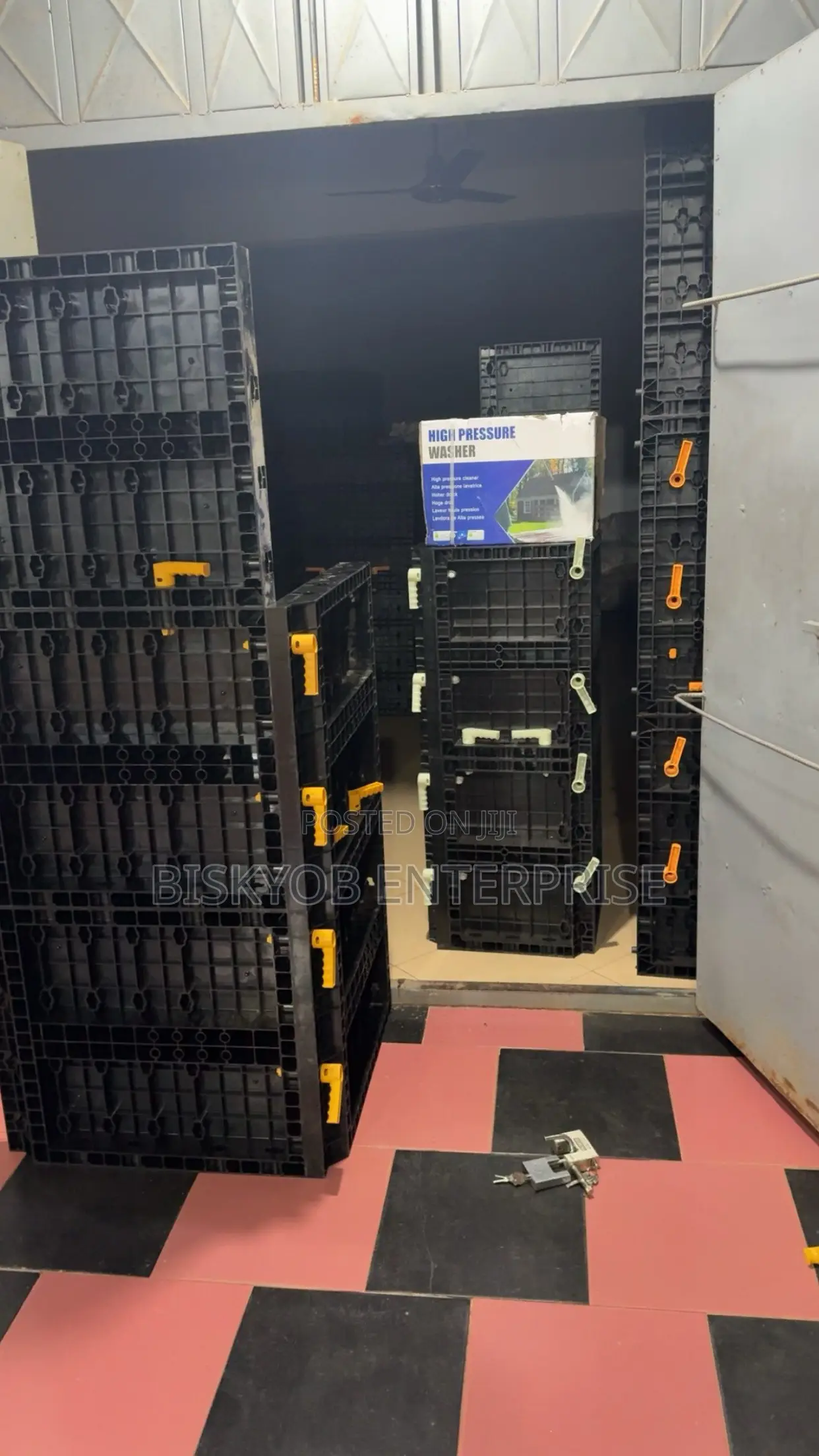 Adjustable Square Formwork Pillars
