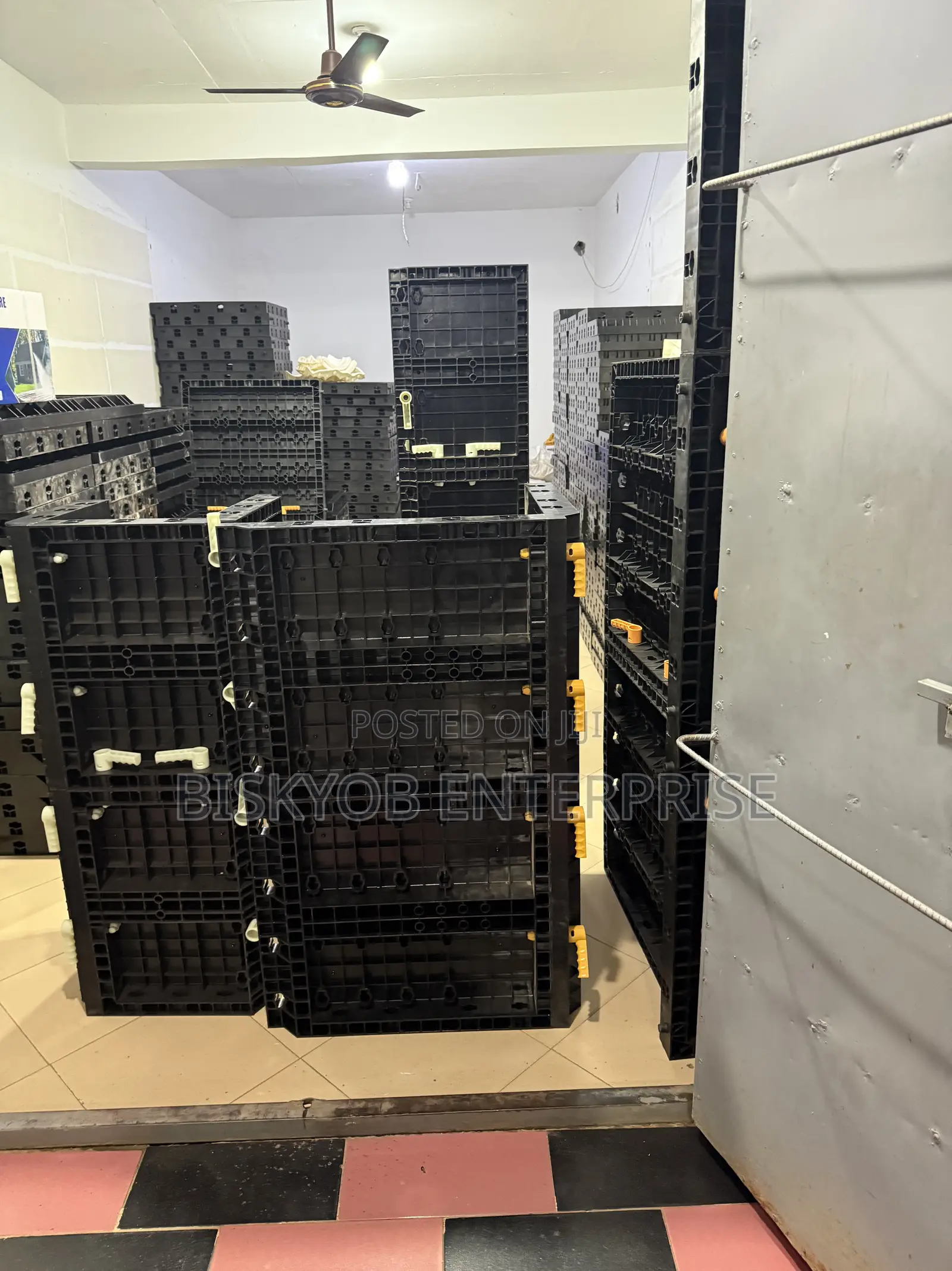 Adjustable Square Formwork Pillars