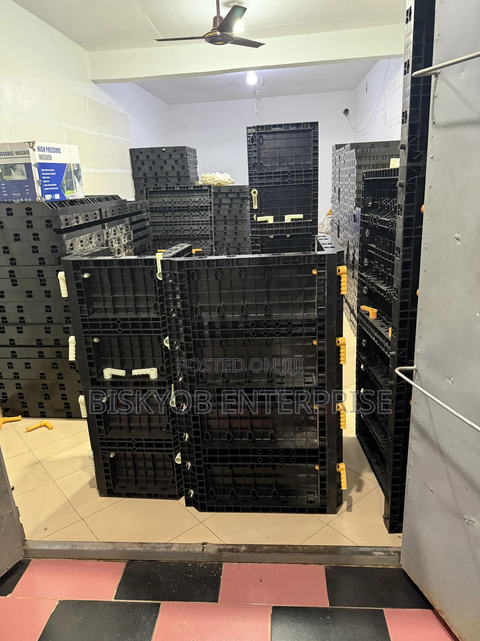 Adjustable Square Formwork Pillars