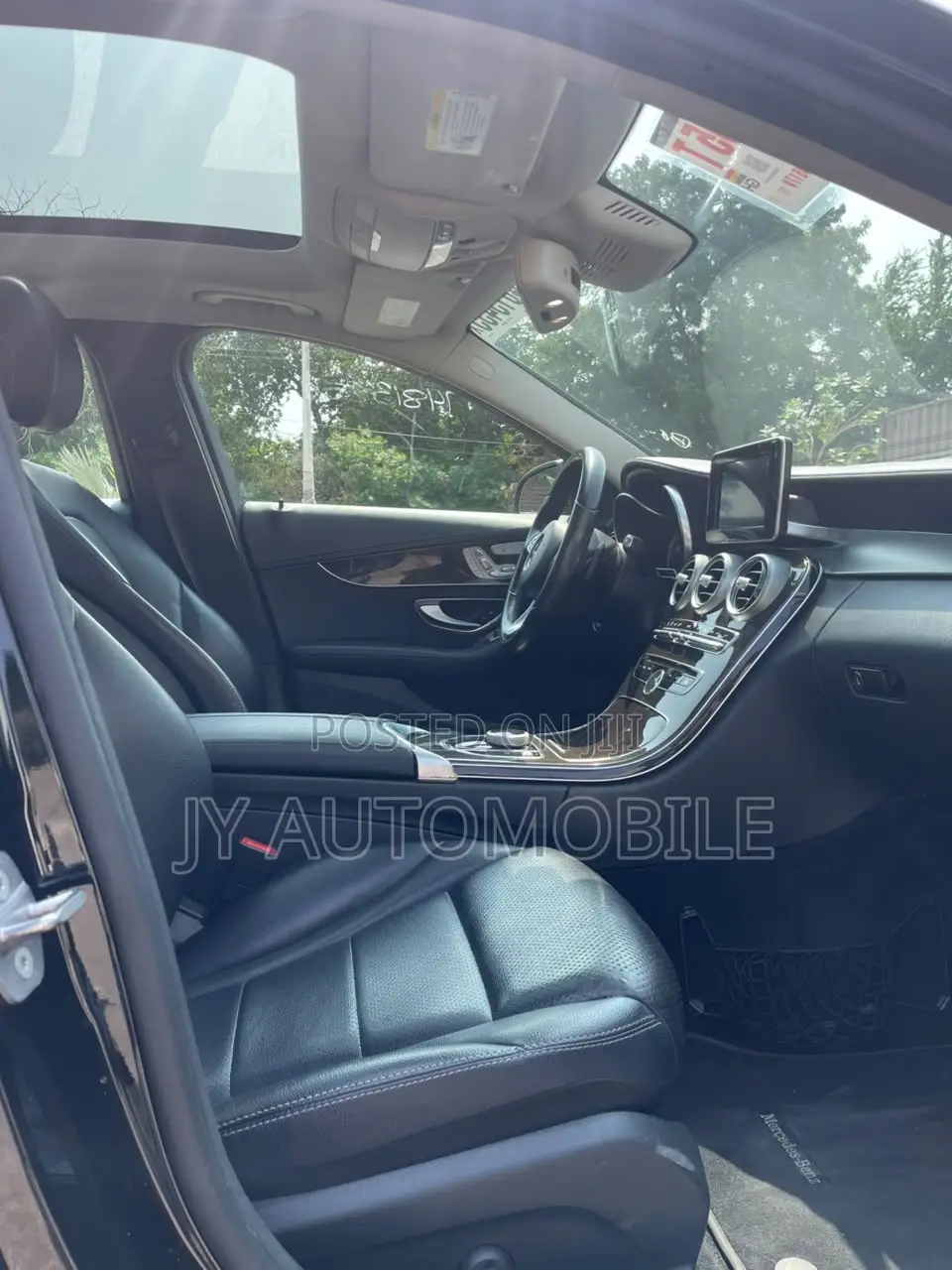 Mercedes-Benz C300 2017 Black
