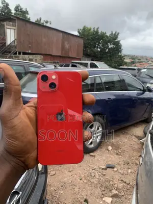 Apple iPhone 13 256 GB Red
