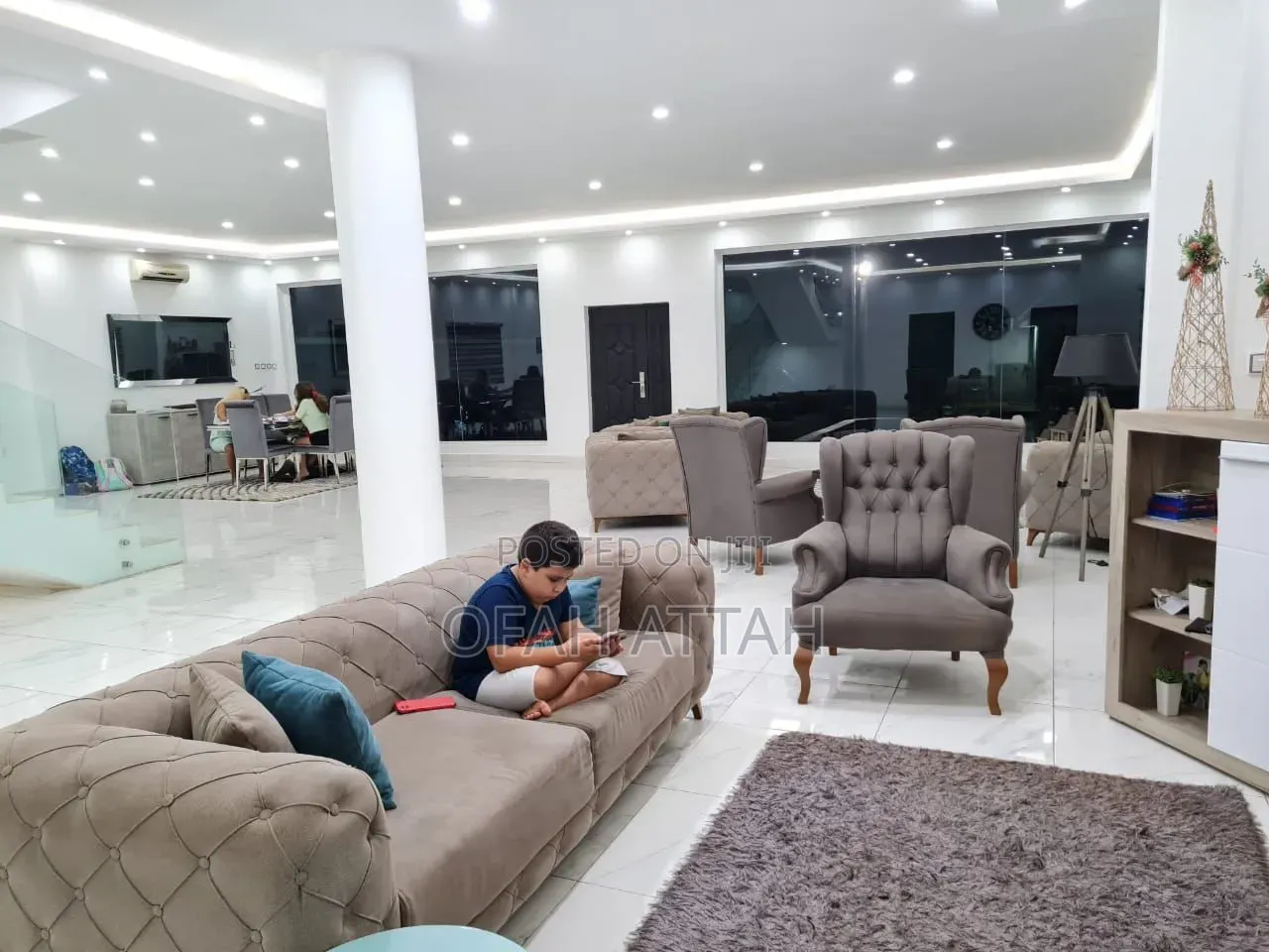 Furnished 5bdrm Mansion in Ahodwo Kumasi for sale