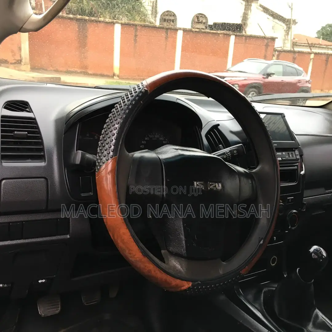 Isuzu D-MAX 2016 White