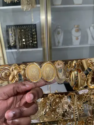 Quality Earring 105