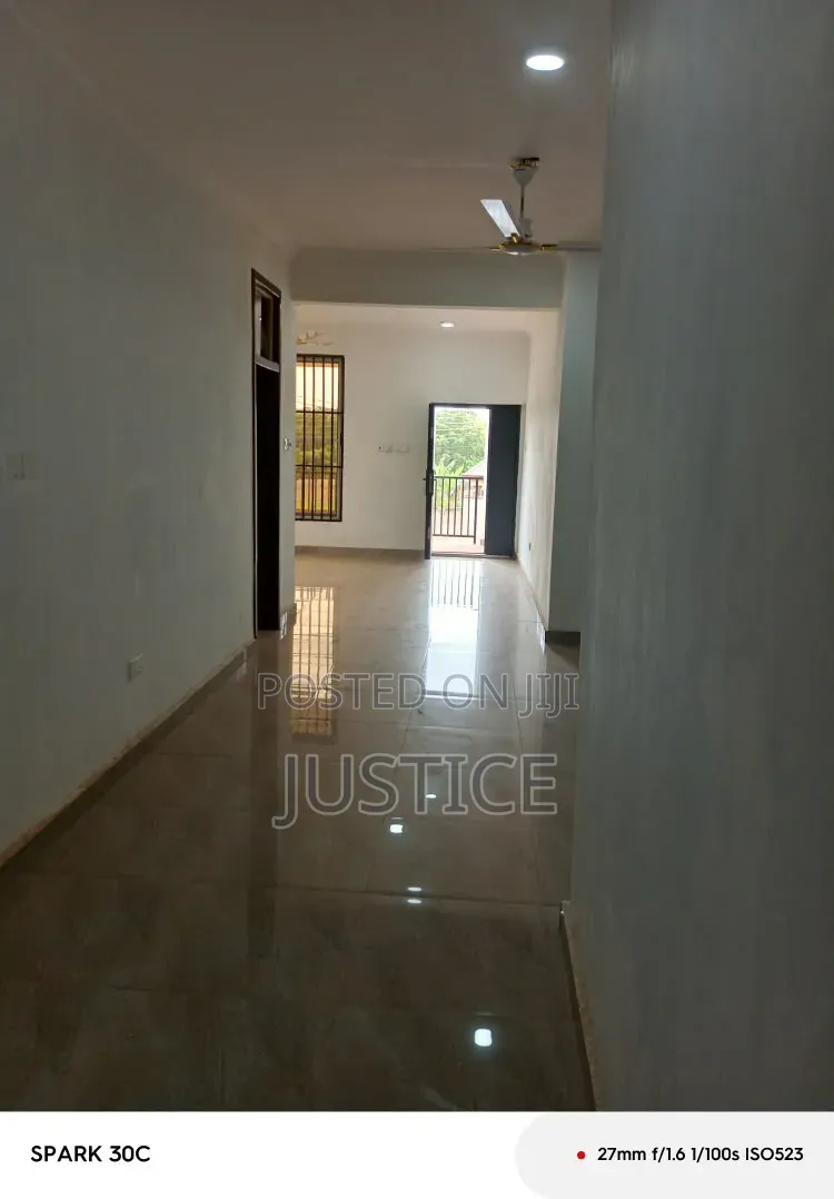 2bdrm Apartment in Asore Junction, Boi for rent