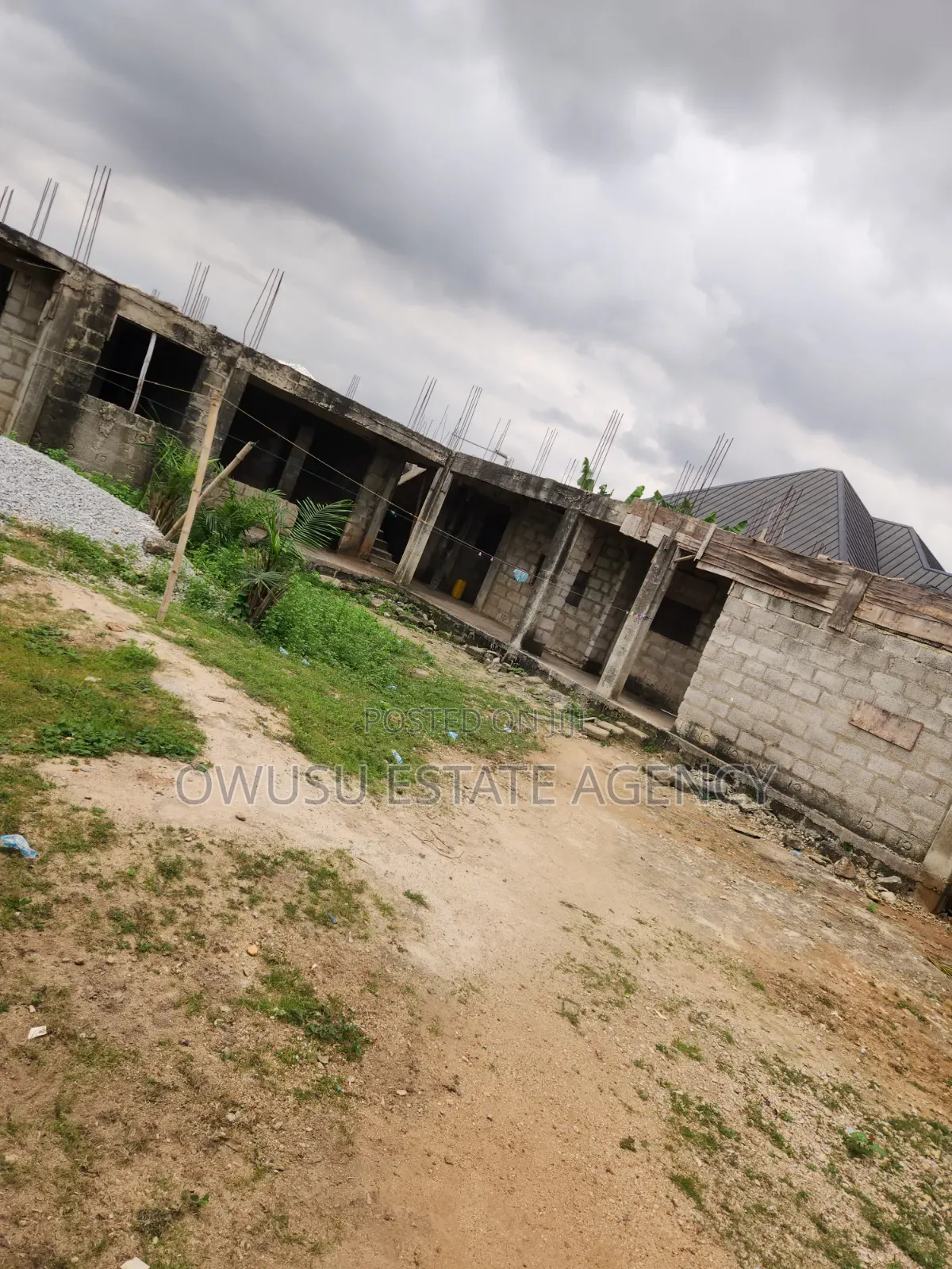 9bdrm House in Asokore Mampong, Kumasi Metropolitan for Sale