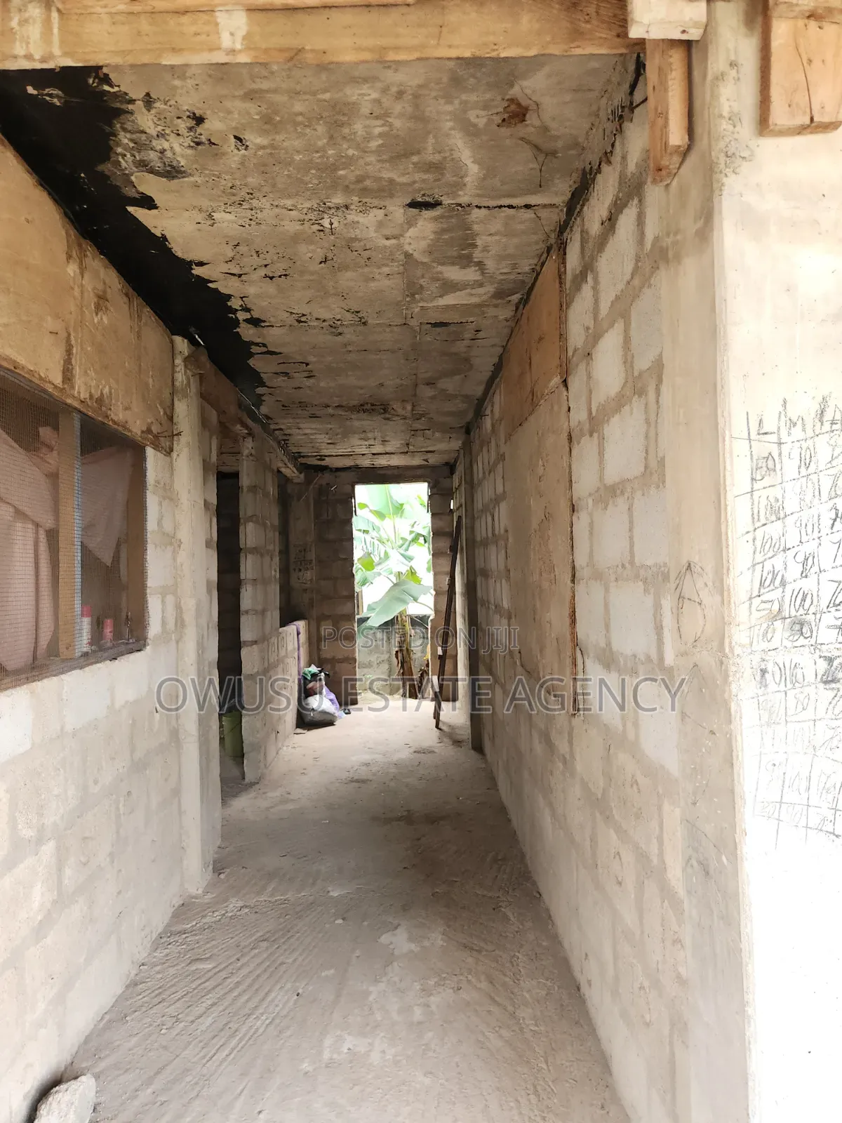 9bdrm House in Asokore Mampong, Kumasi Metropolitan for Sale
