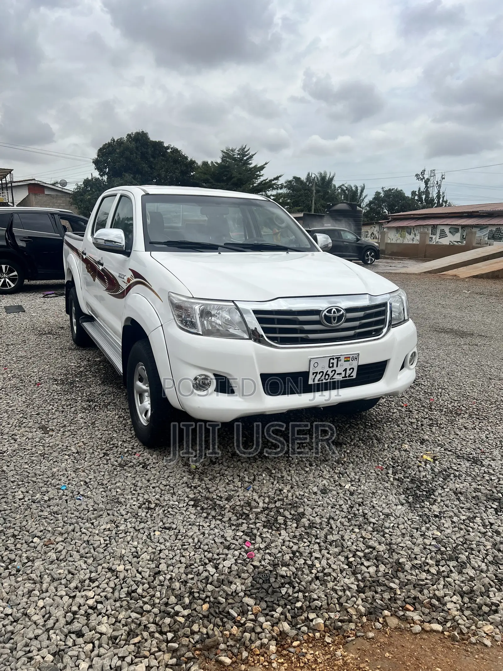 Toyota Hilux 2012 White