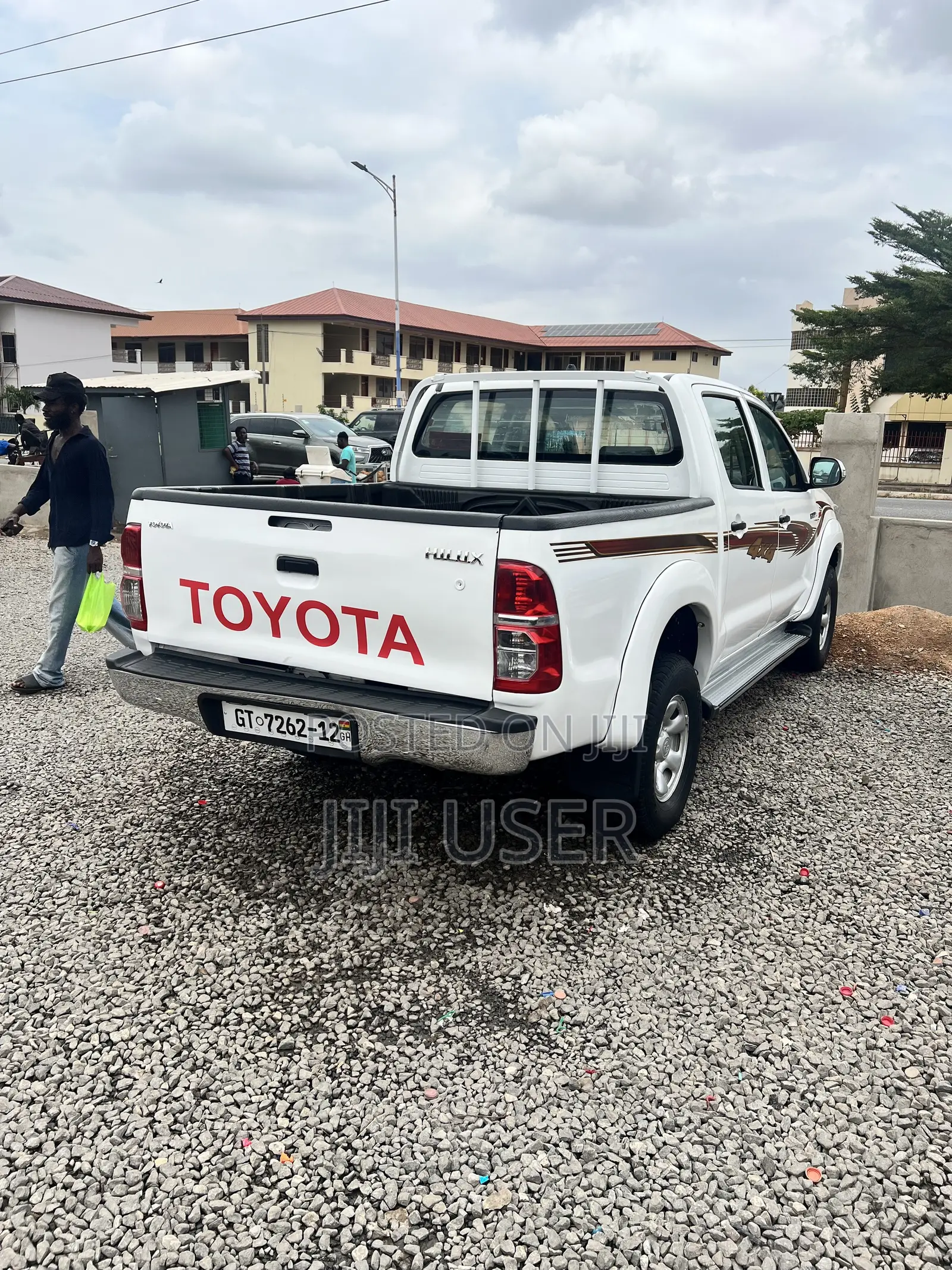 Toyota Hilux 2012 White