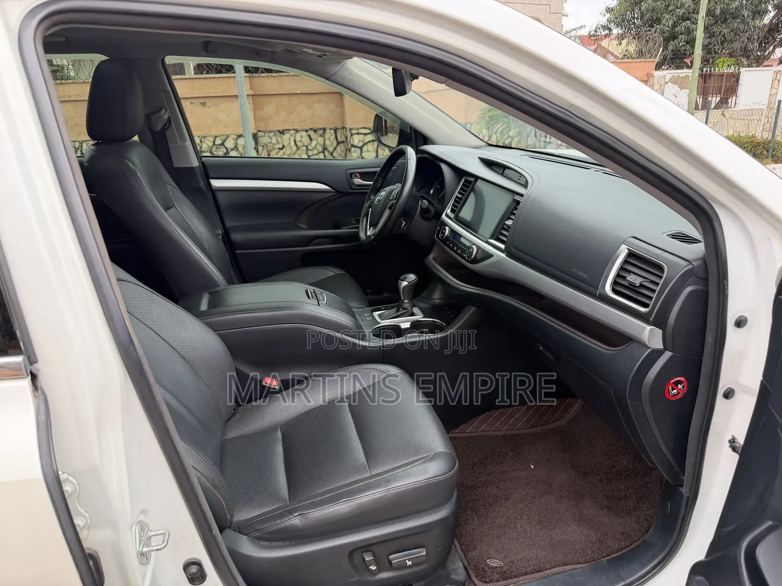 Toyota Highlander XLE 2019 White