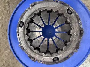 Toyota Yaris Four Plugs Pressure Plate and Disk