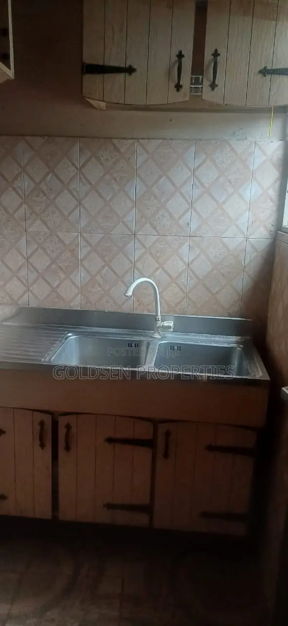 1bdrm Apartment in Mile 7 for rent