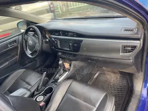 Toyota Corolla S 4dr Sedan (1.8L 4cyl CVT) 2015 Blue