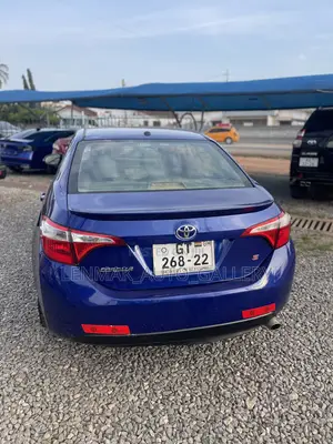 Toyota Corolla S 4dr Sedan (1.8L 4cyl CVT) 2015 Blue