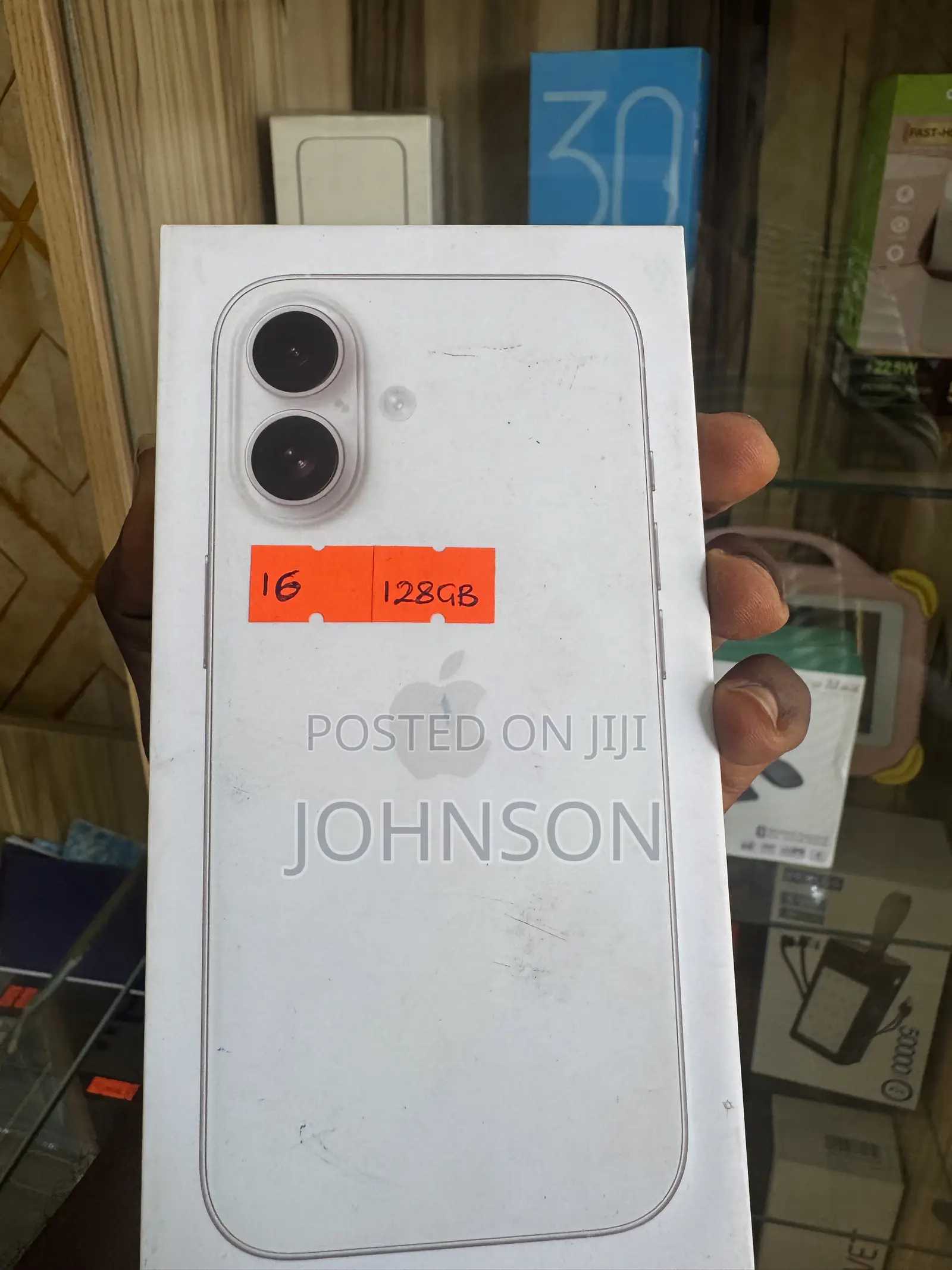 New Apple iPhone 16 128 GB White