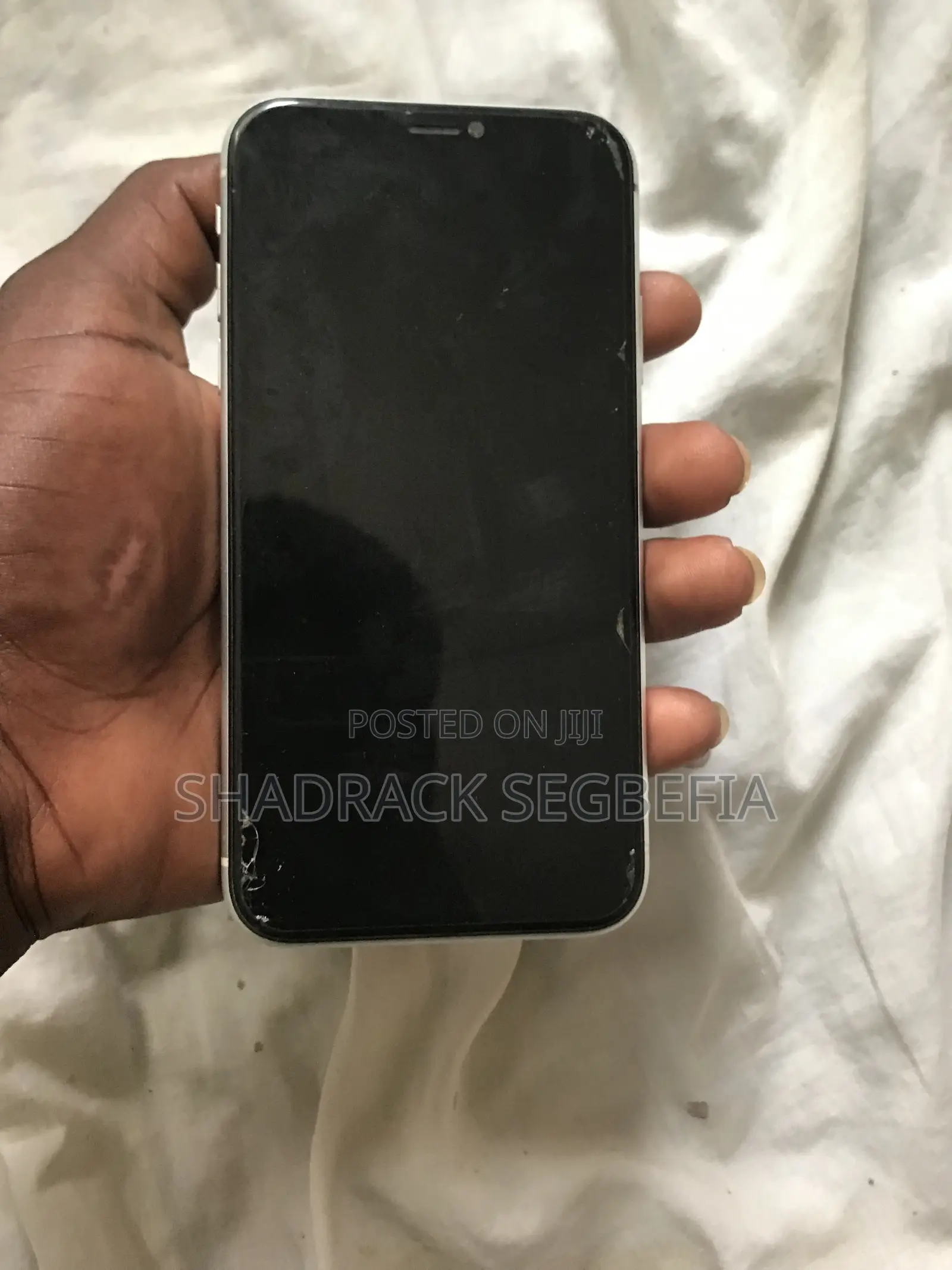 Apple iPhone XR 64 GB White
