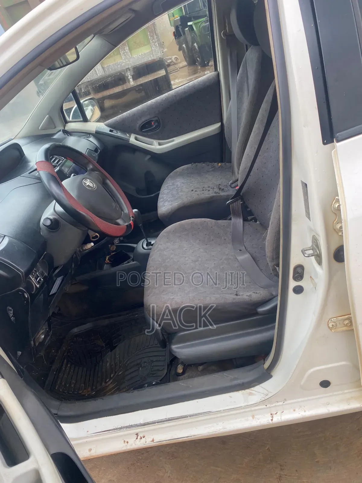 Toyota Yaris 1.3 VVT-i 2008 White