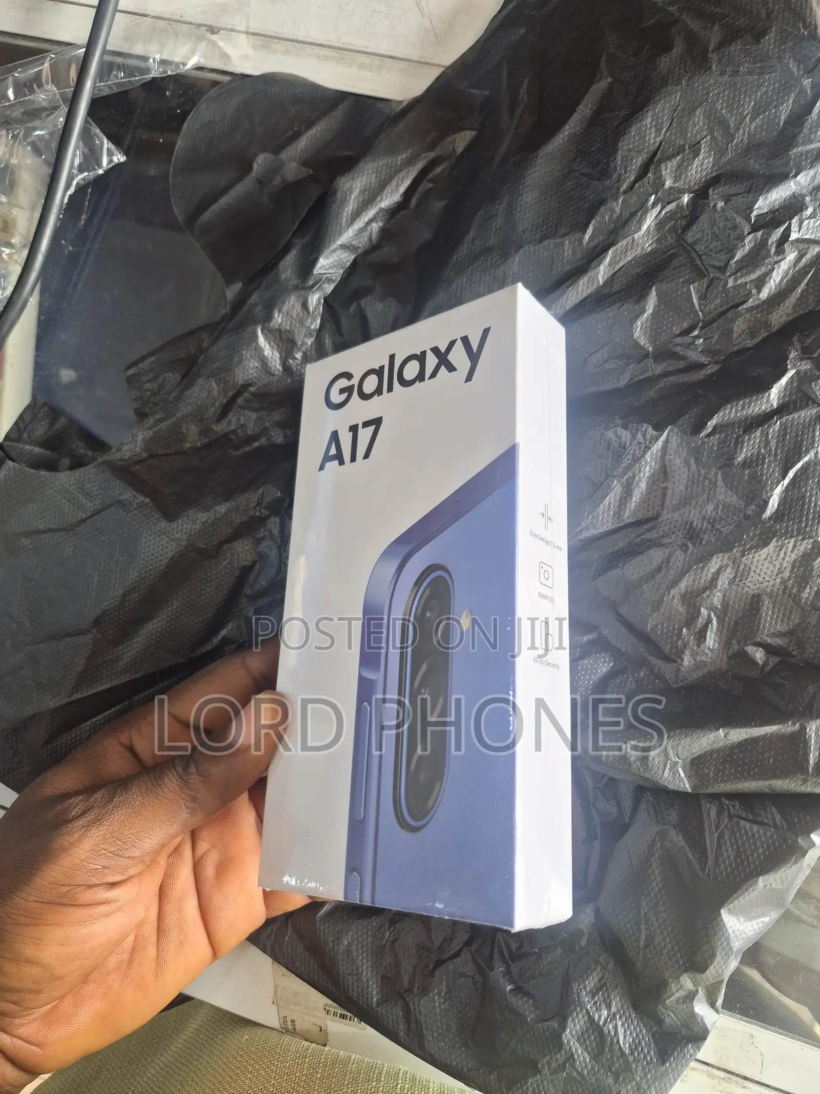 New Samsung Galaxy A17 5G 256 GB Blue
