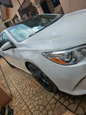 Toyota Camry 2016 White