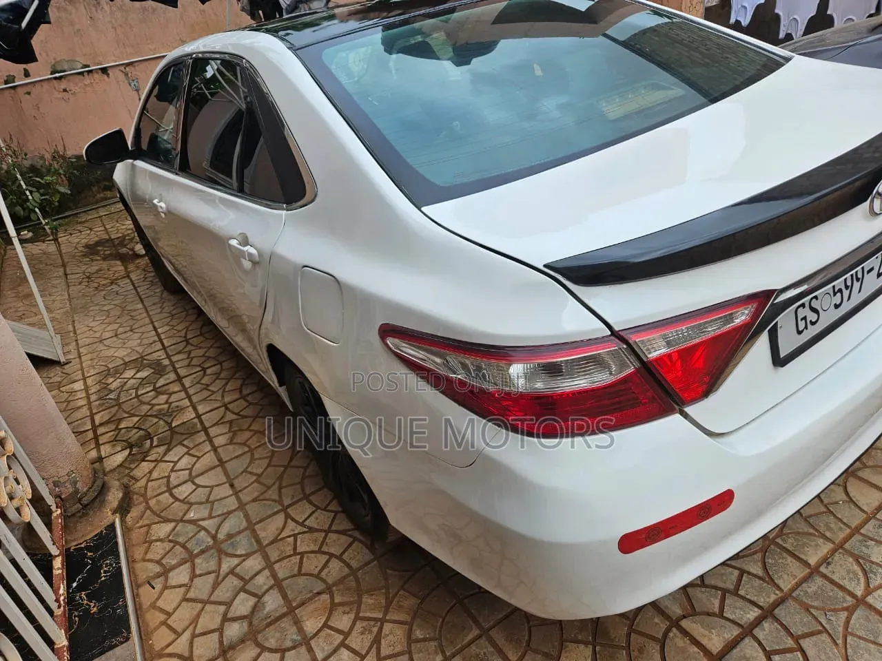 Toyota Camry 2016 White