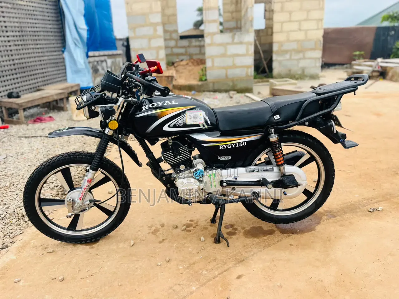 New Royal RY150 2026 Black