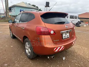 Nissan Rogue 2012 Orange