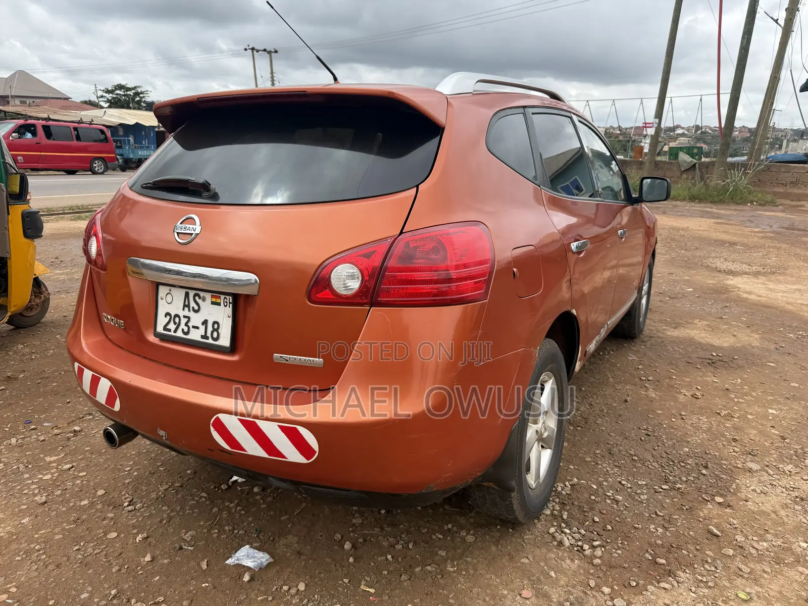 Nissan Rogue 2012 Orange