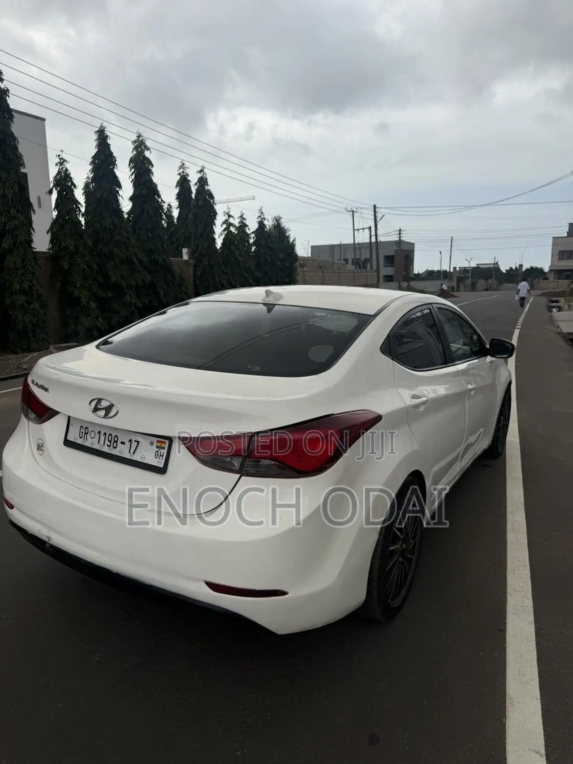 Hyundai Elantra Limited Sedan FWD (1.8L 4cyl 6A) 2016 White