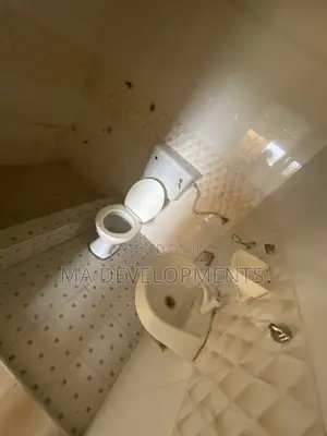 2bdrm Apartment in Madev Realty, Lapaz for rent