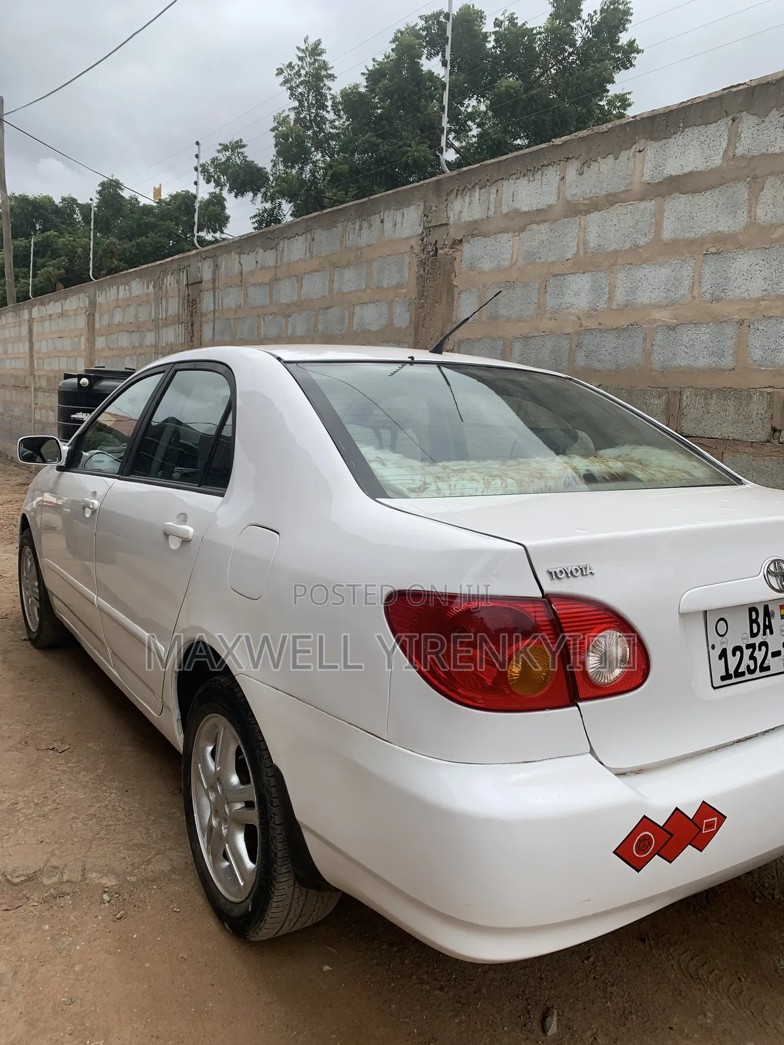 Toyota Corolla 2010 White