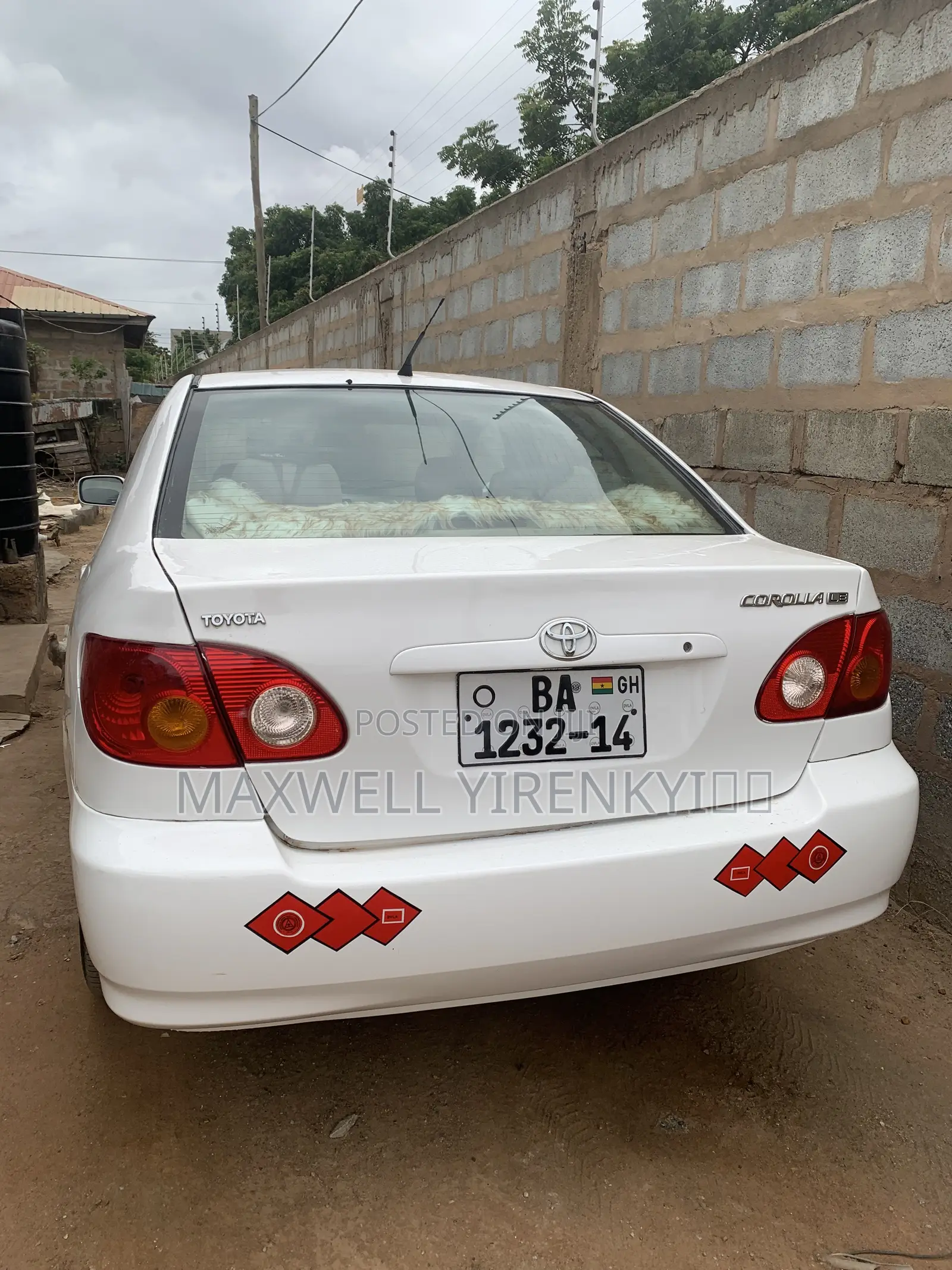 Toyota Corolla 2010 White