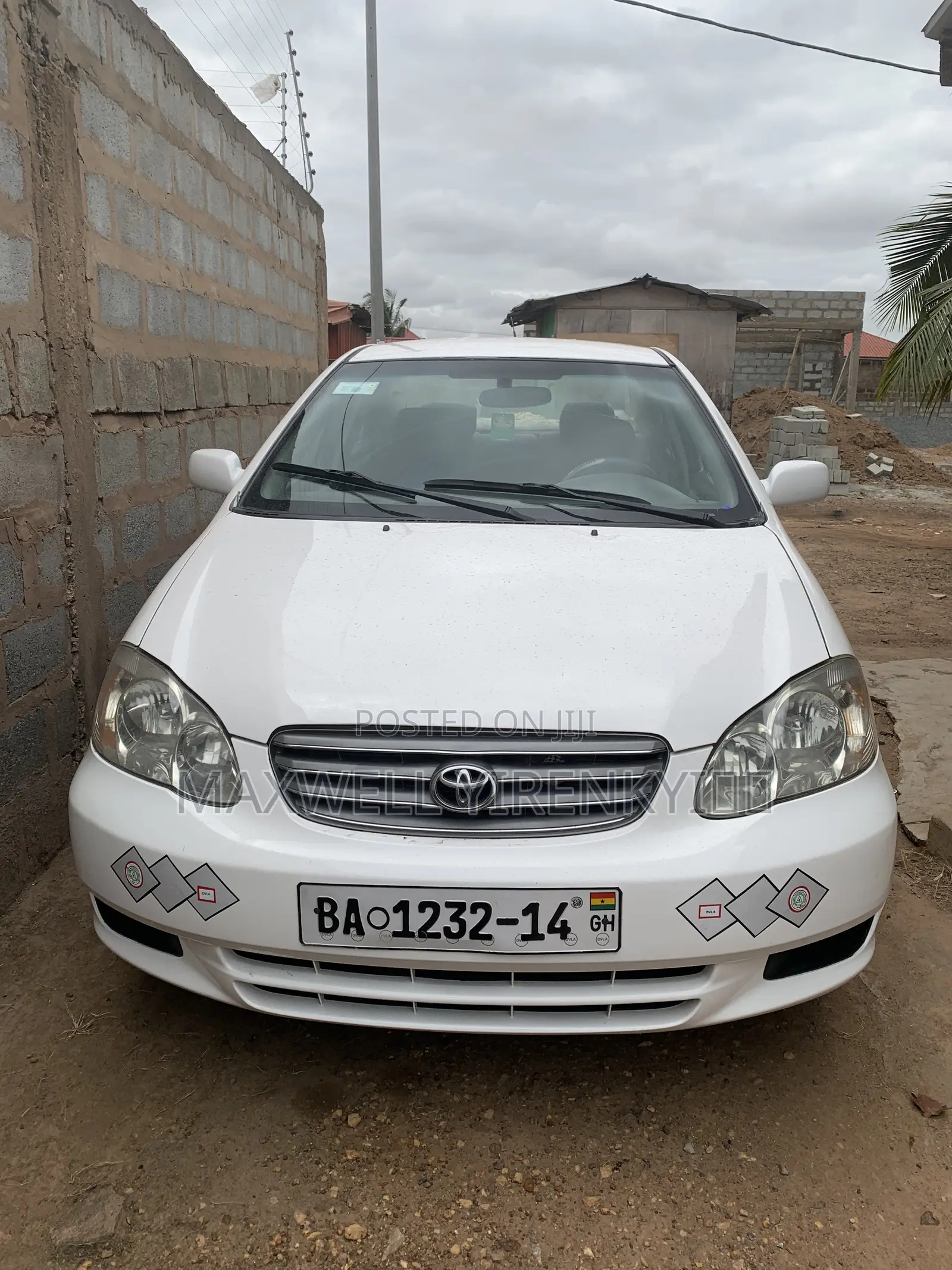 Toyota Corolla 2010 White