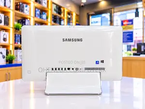 Desktop Computer Samsung AiO 24 8GB AMD A6 HDD 500GB