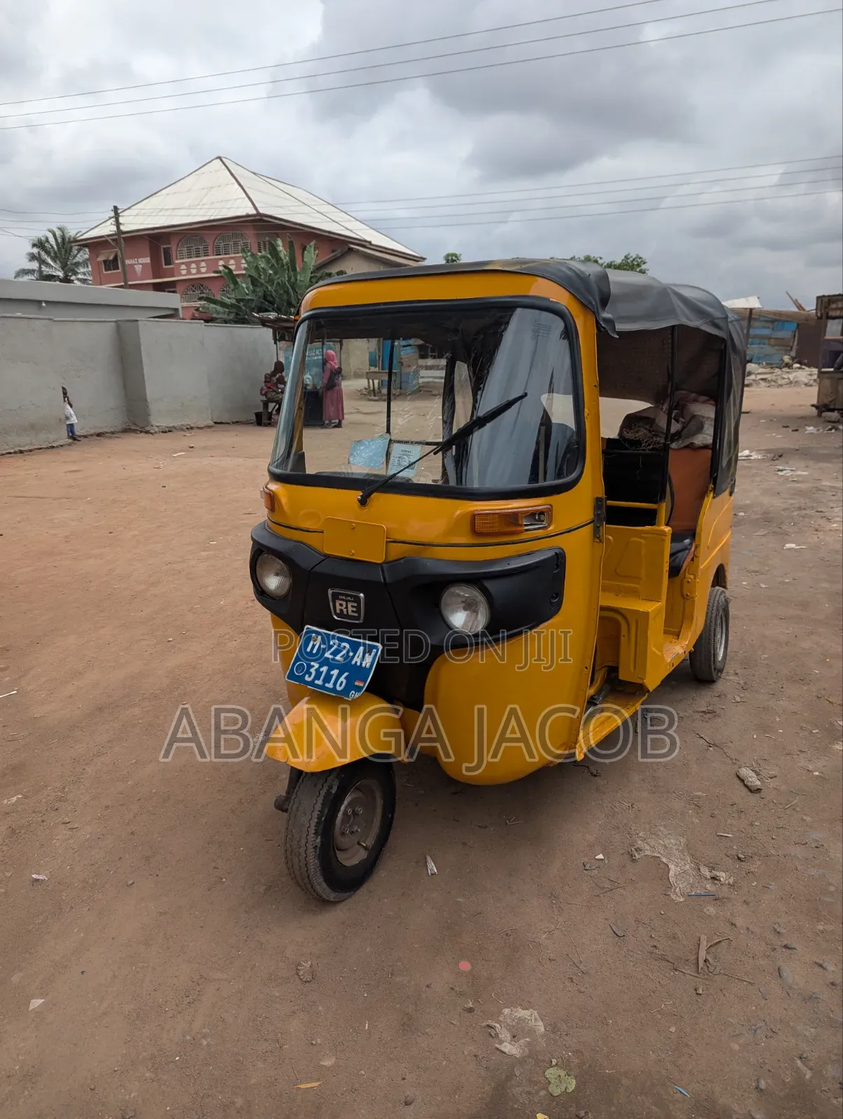 Bajaj RE 2025 Yellow