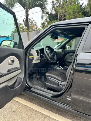 Kia Soul ! 4dr Wagon (2.0L 4cyl 6A) 2015 Beige