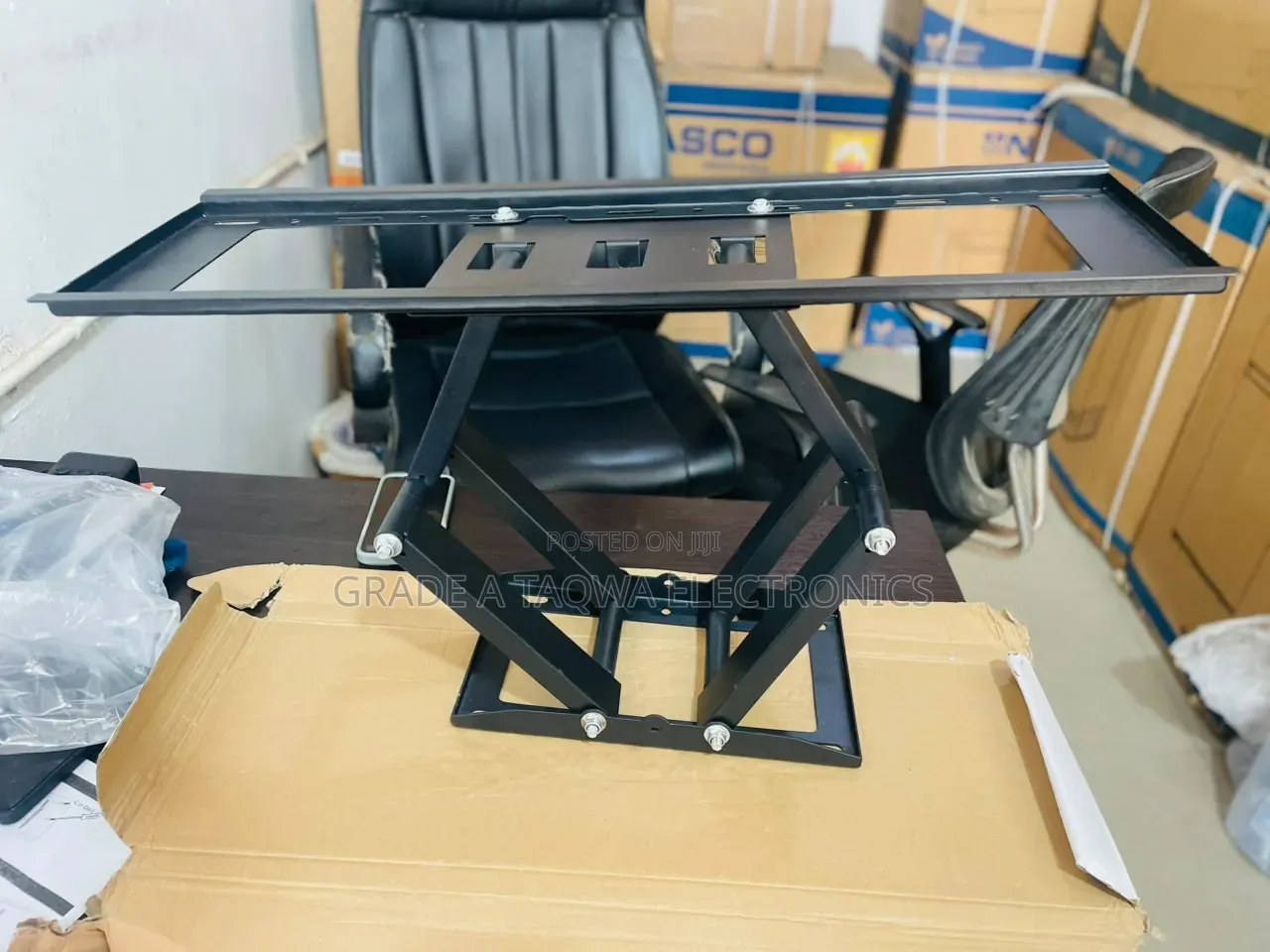 A M 40"-80" Flat Panel LCD/LED TV Wall Bracket - Model TH-119B
