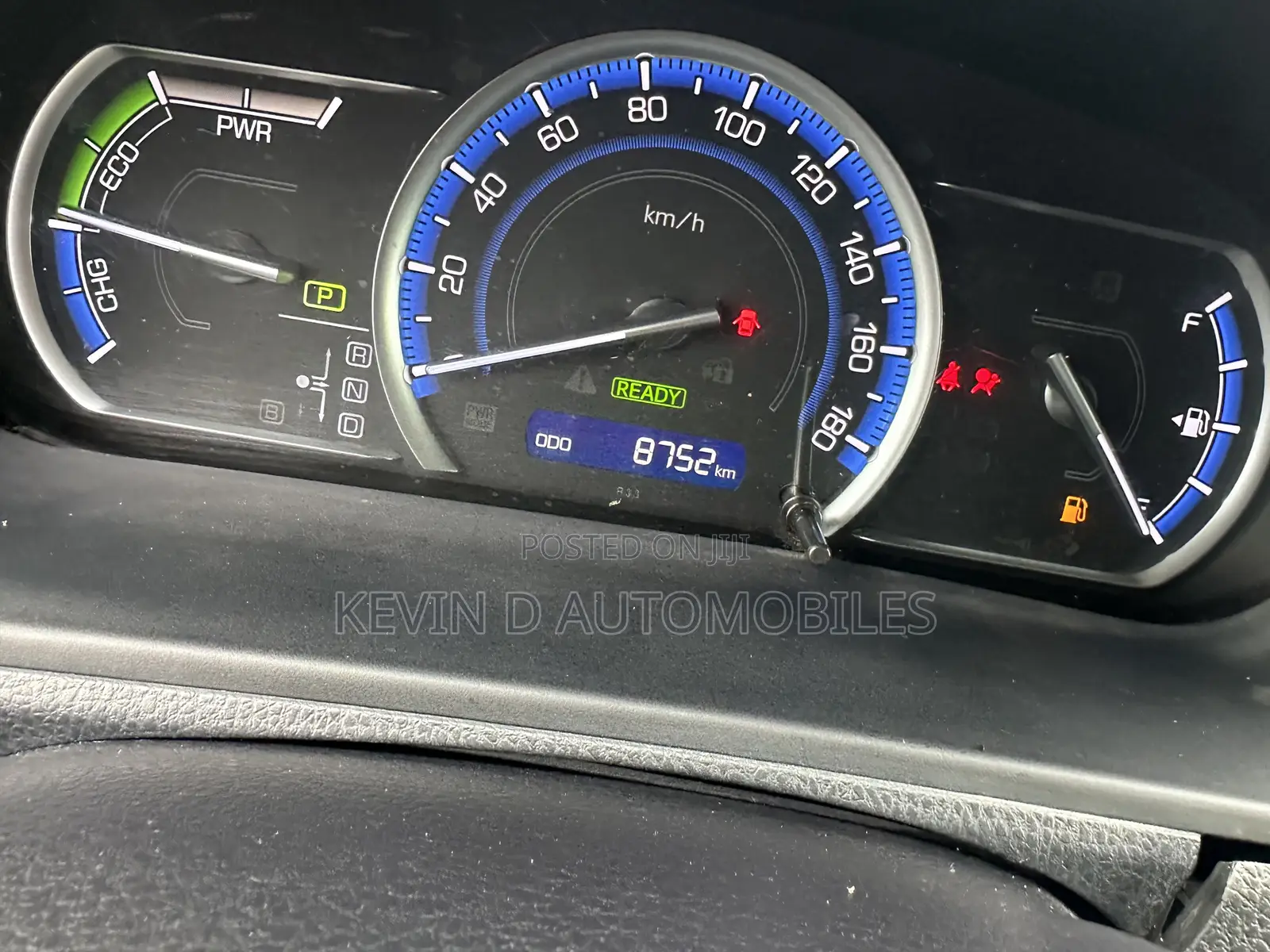Toyota Voxy Hybrid ZS Kirameki 2WD 7-Seater 2017 Silver