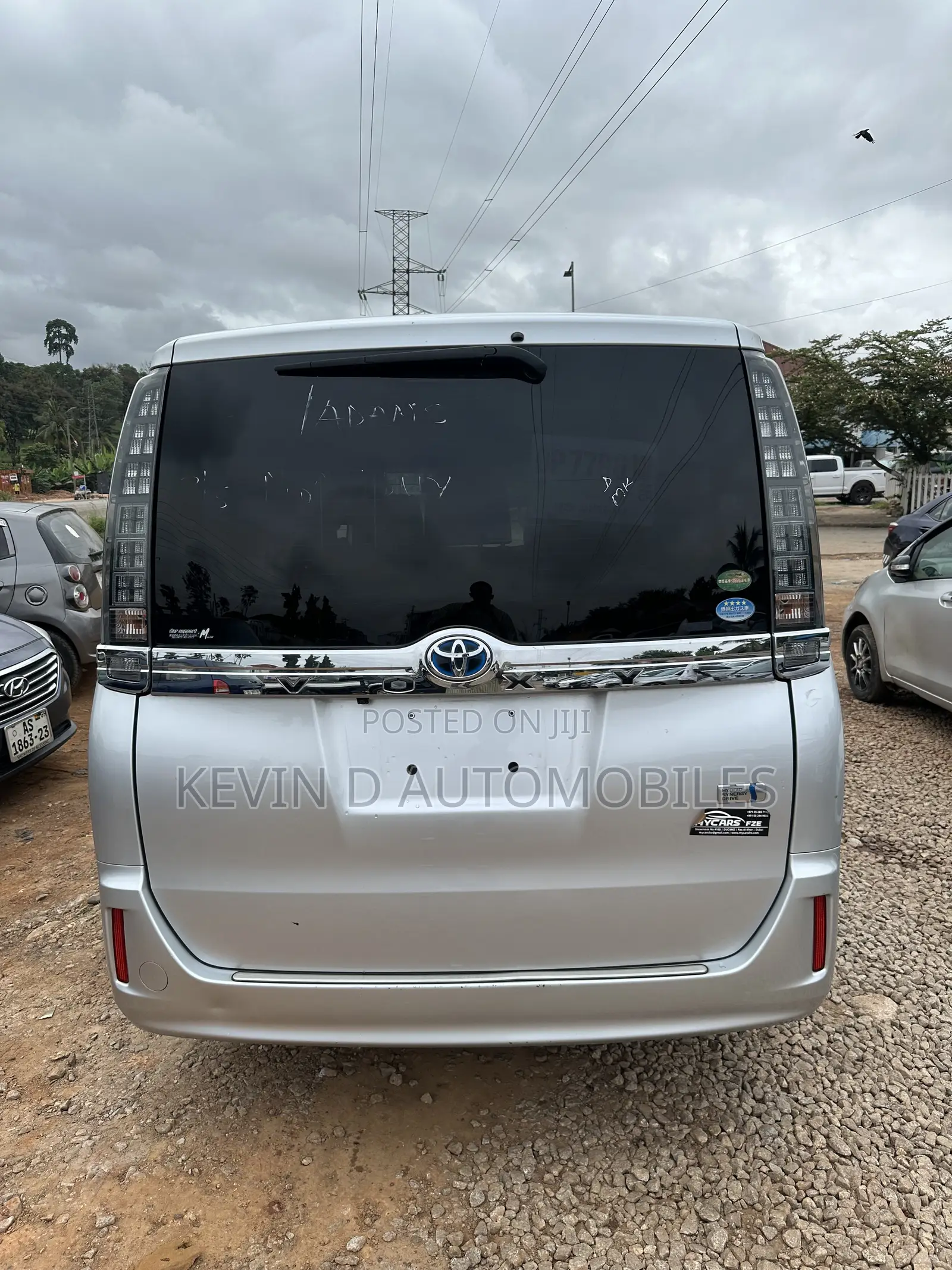 Toyota Voxy Hybrid ZS Kirameki 2WD 7-Seater 2017 Silver