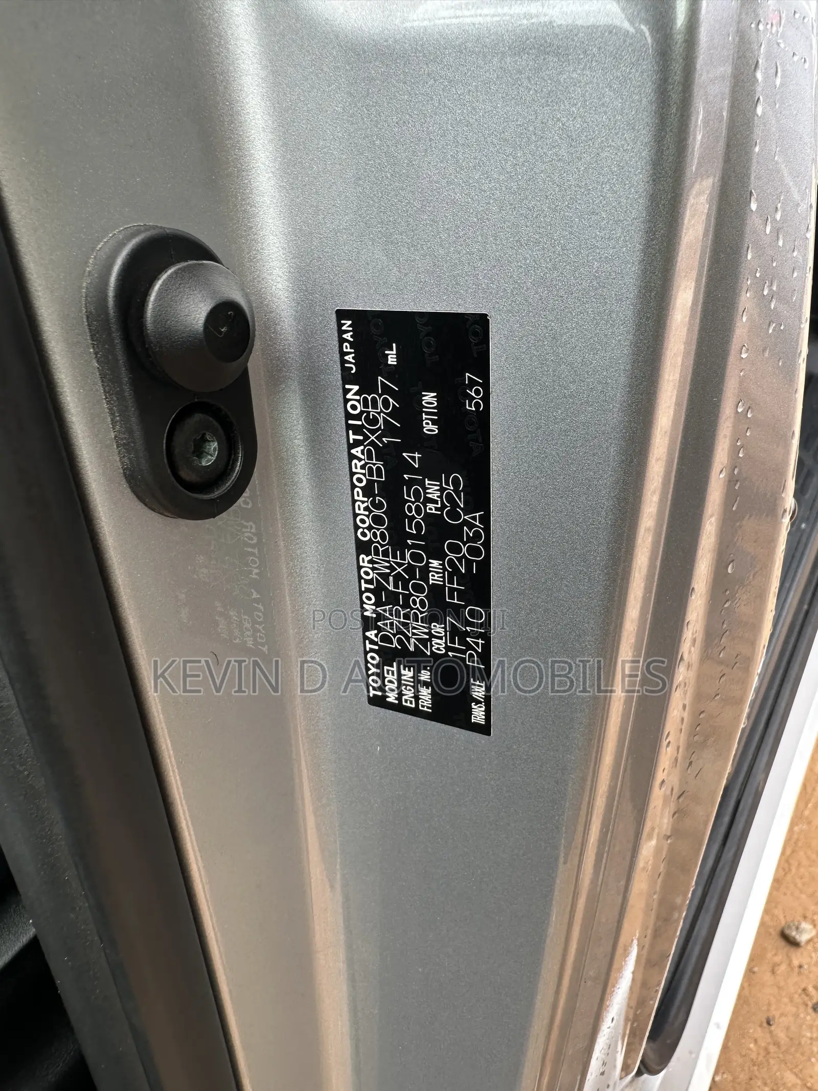 Toyota Voxy Hybrid ZS Kirameki 2WD 7-Seater 2017 Silver