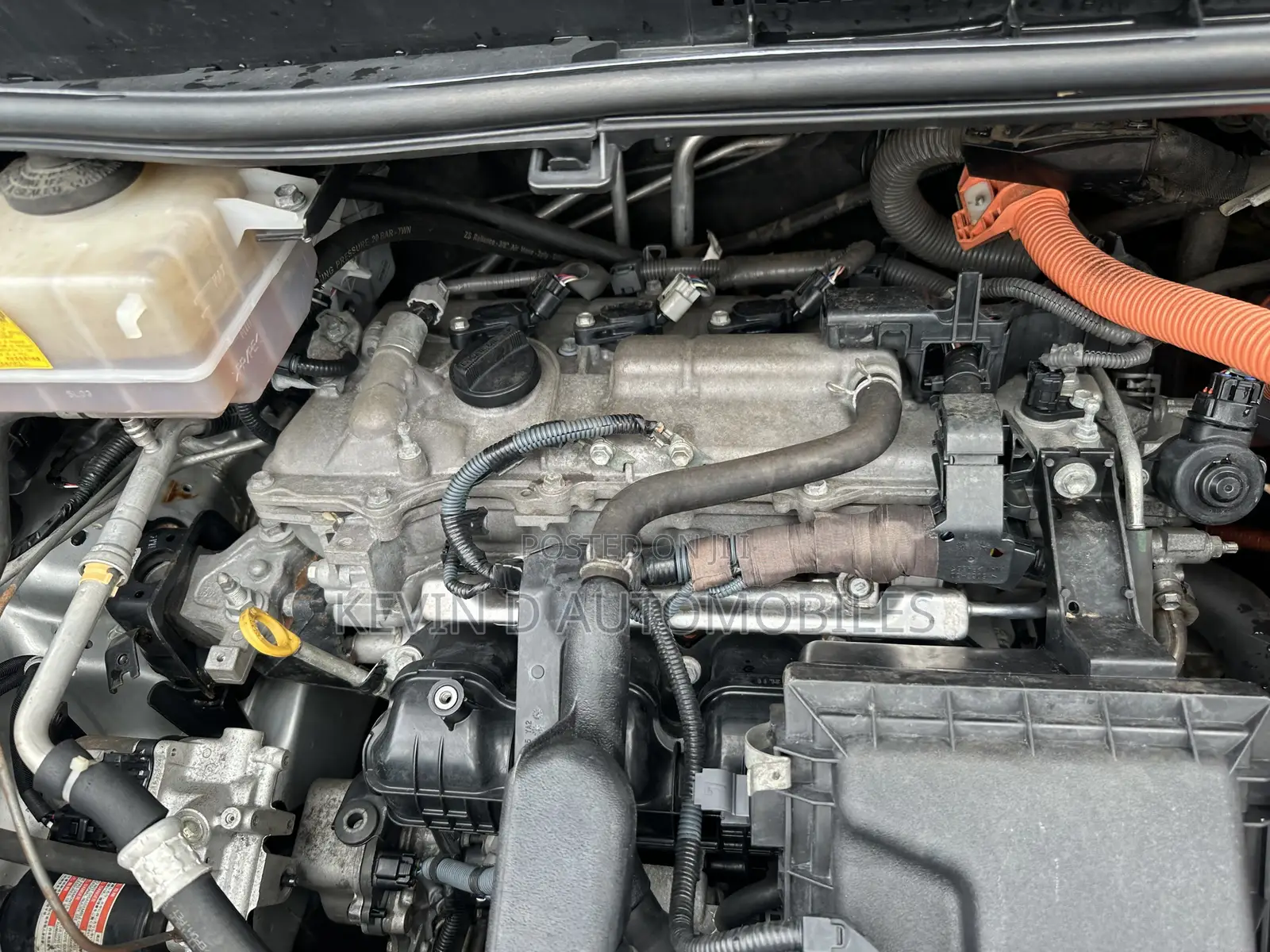 Toyota Voxy Hybrid ZS Kirameki 2WD 7-Seater 2017 Silver