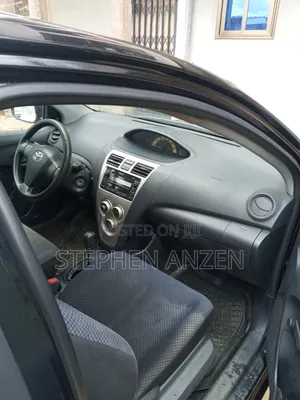 Toyota Yaris 2009 Black