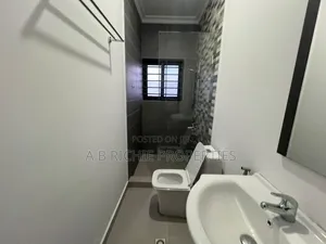 5bdrm House in Ab Richie Properties, Tseaddo for rent