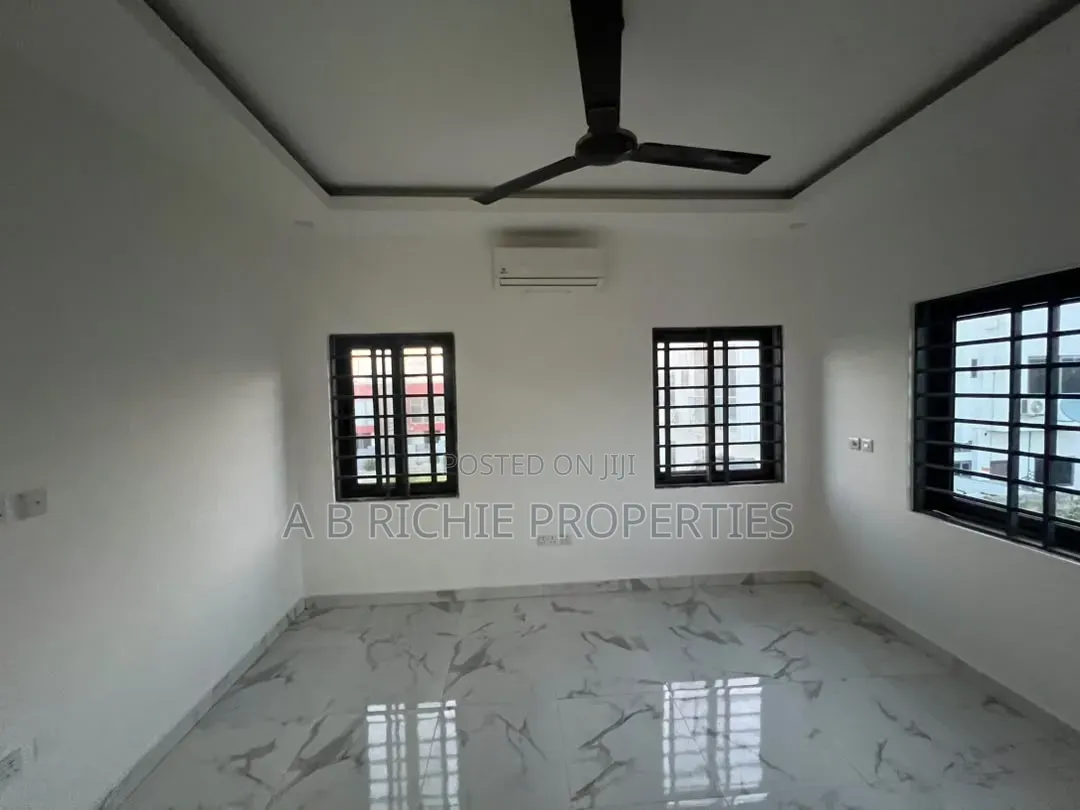 5bdrm House in Ab Richie Properties, Tseaddo for rent