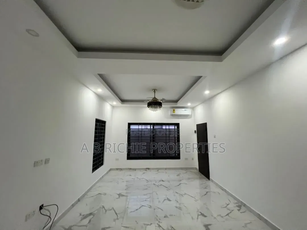 5bdrm House in Ab Richie Properties, Tseaddo for rent