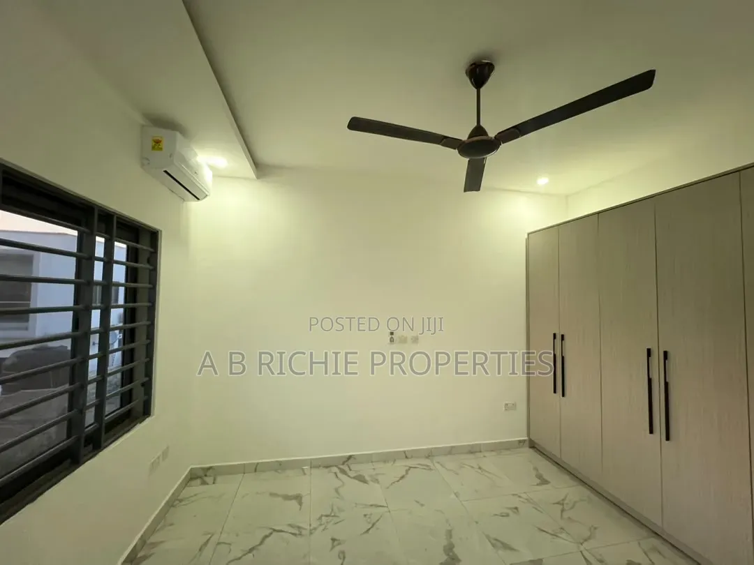 5bdrm House in Ab Richie Properties, Tseaddo for rent