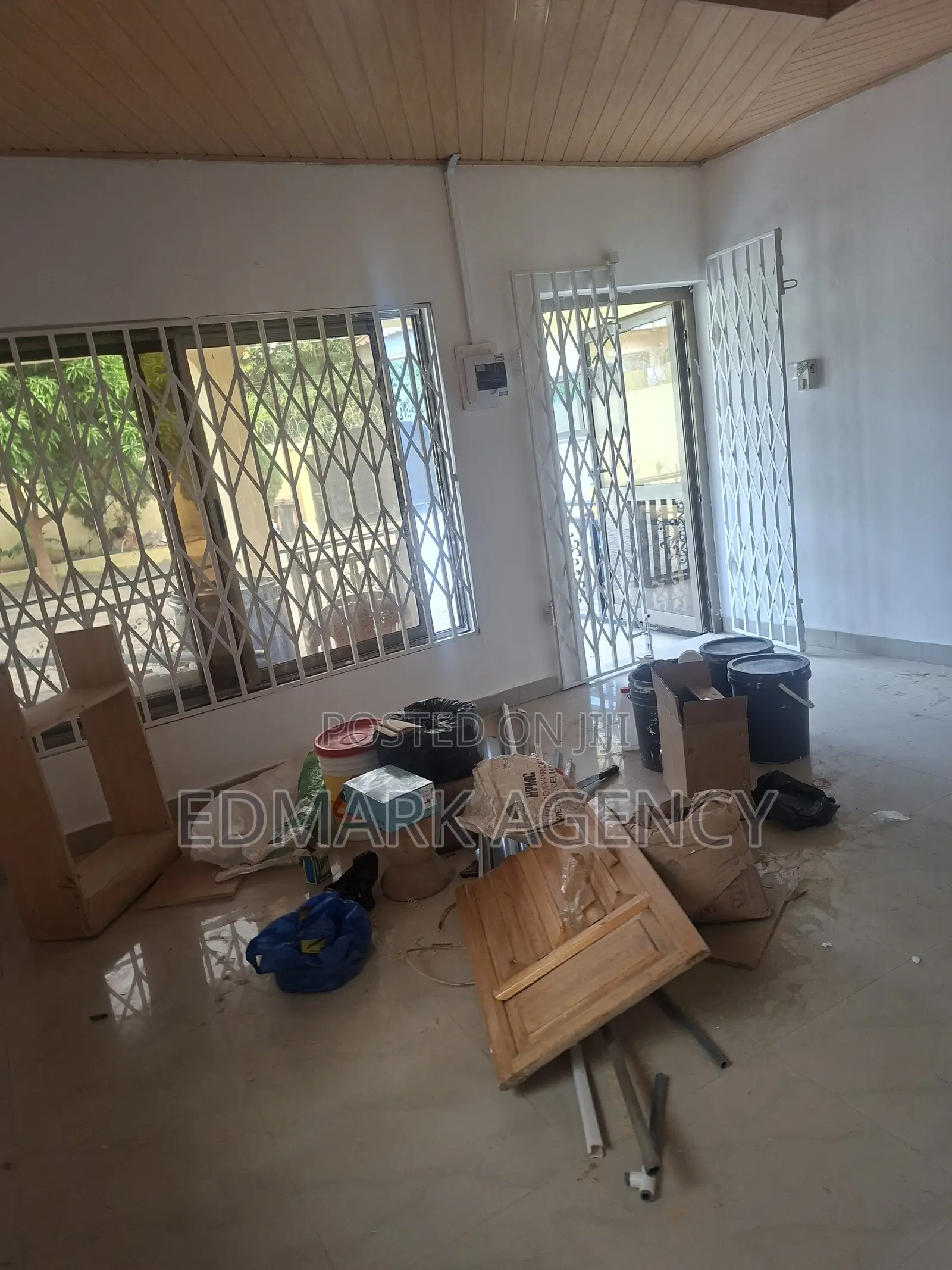 1bdrm Apartment in Kwabenya Acp for rent